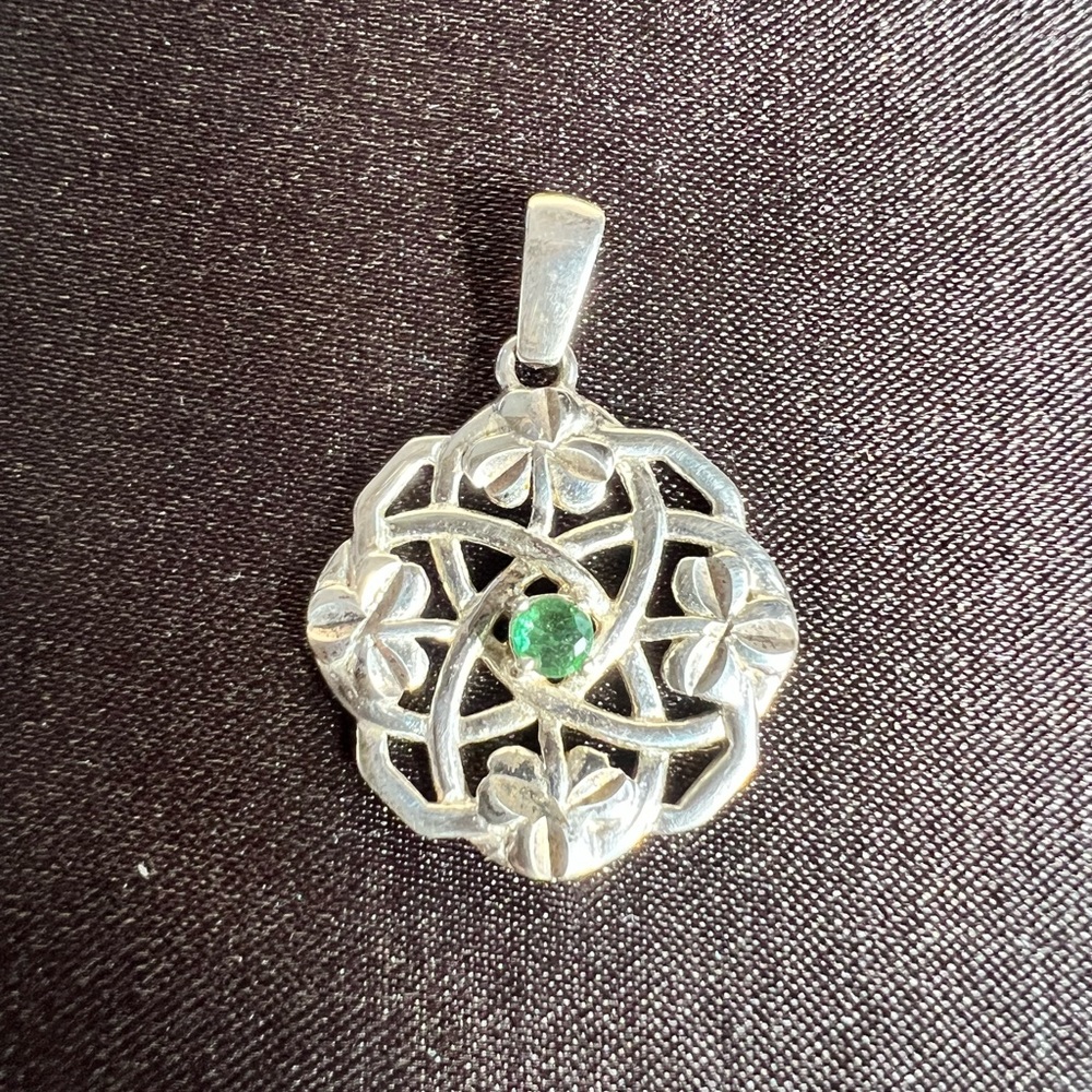 Emerald pendant